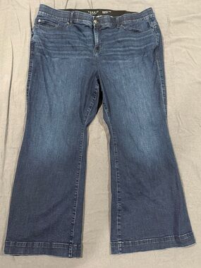 Torrid Dark Blue Bombshell Flare Super Soft Jeans - Plus size 26S
